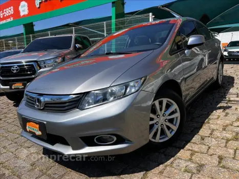 Honda CIVIC 1.8 LXS 16V 4 portas
