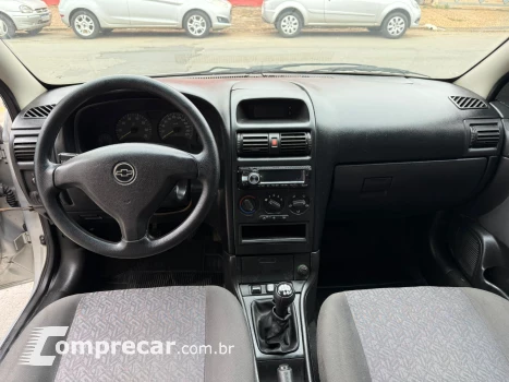 ASTRA 2.0 MPFI Advantage 8V