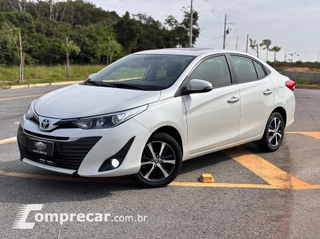 Toyota Yaris Sedan 1.5 XLS CVT (Flex) 4 portas