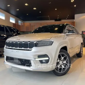 JEEP COMMANDER 1.3 T270 Turbo Overland 4 portas