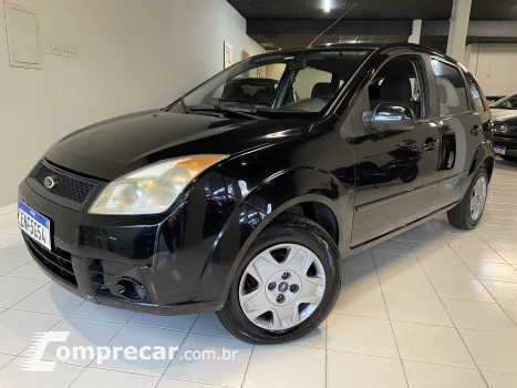 FORD FIESTA 1.6 MPI Class Hatch 8V 4 portas