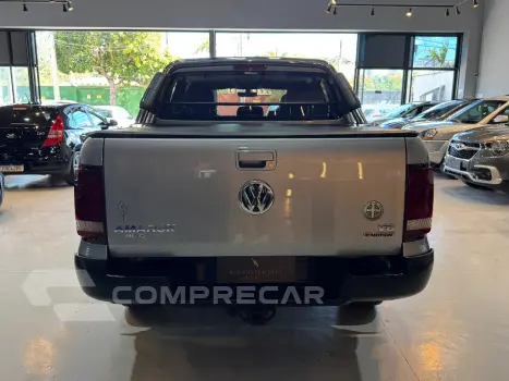 AMAROK 3.0 V6 TDI DIESEL COMFORTLINE CD 4MOTION AUTOMÁTICO