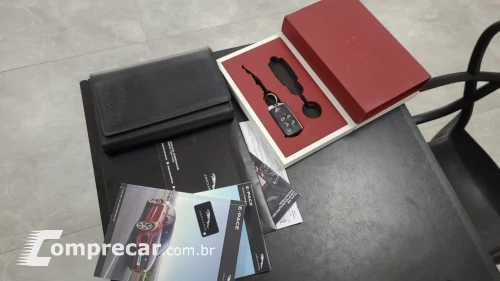 E-Pace R-Dynamic HSE 2.0 AWD 300cv Aut.