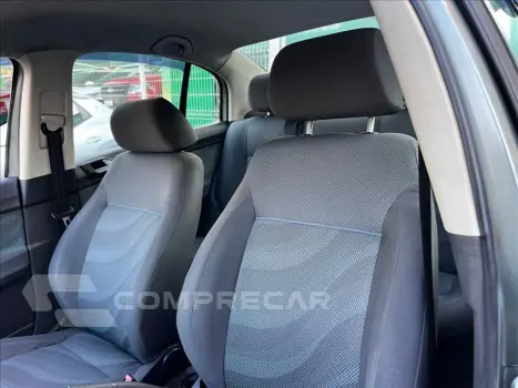 POLO SEDAN 1.6 MI 8V