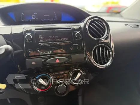 ETIOS 1.5 XS 16V FLEX 4P MANUAL