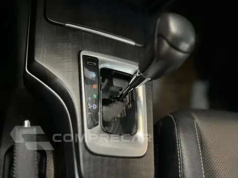 HILUX SW4 - 2.8 D-4D TURBO SRX 7L 4X4 AUTOMÁTICO