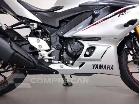 YAMAHA YZF R3 ABS