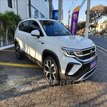 TAOS 1.4 250 TSI TOTAL FLEX HIGHLINE AUTOMÁTICO