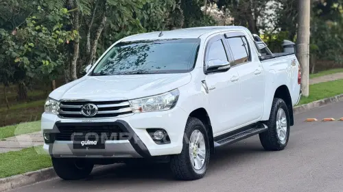 Toyota HILUX 2.8 D-4d Turbo CD SRV 4X4 4 portas