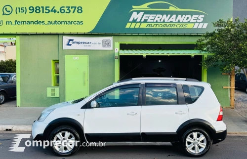NISSAN LIVINA 1.8 SL X-gear 16V 4 portas