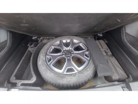 RENEGADE - 1.8 16V LONGITUDE 4P AUTOMÁTICO
