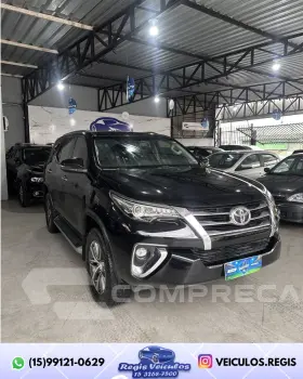 HILUX SW4 2.8 SRX 4X4 7 Lugares 16V Turbo Intercooler