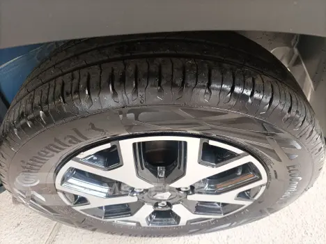 KWID 1.0 12V SCE Outsider