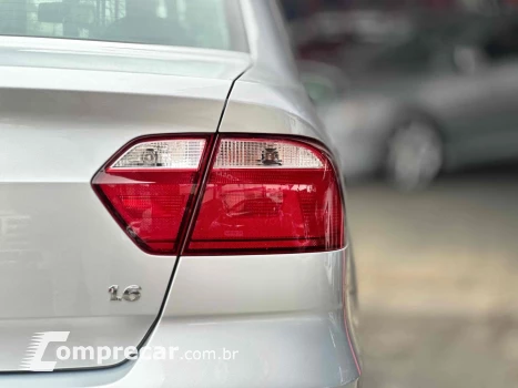 VOYAGE 1.6 MI 8V FLEX 4P MANUAL