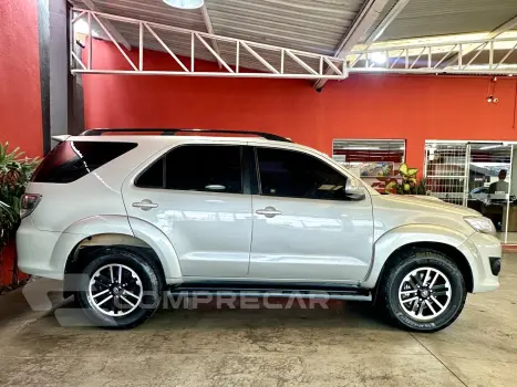 HILUX SW4 3.0 SRV 4X4 16V TURBO INTERCOOLER DIESEL 4P AUTOMÁ