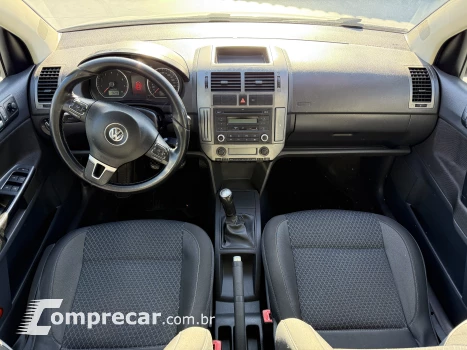 POLO SEDAN 2.0 MI Comfortline 8V