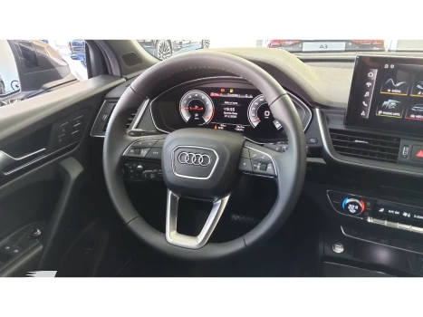 Q5 2.0 45 TFSI GASOLINA S LINE BLACK QUATTRO S TRONIC