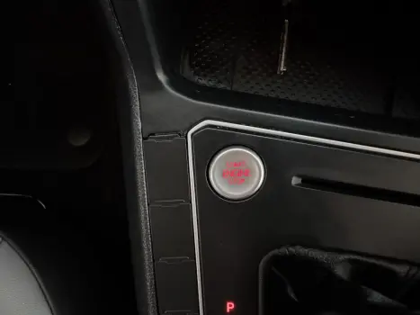 Nivus 1.0 4P FLEX 200 TSI HIGHLINE TURBO AUTOMÁTICO