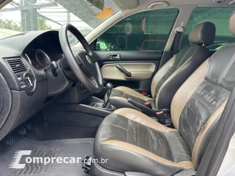 GOLF - 1.6 MI SPORTLINE 8V 4P MANUAL