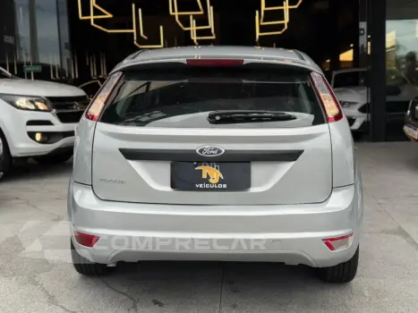 FOCUS 1.6 GLX 8V FLEX 4P MANUAL