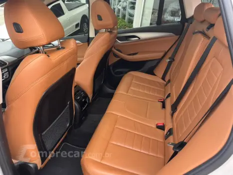 X3 XDRIVE 30e Turbo Aut. (Híbrido)