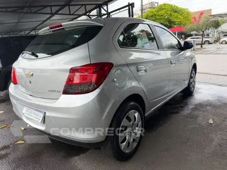Onix Hatch 1.4 4P FLEX LT