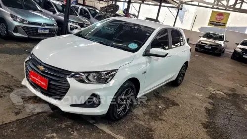 CHEVROLET ONIX HATCH LT 1.0 12V FLEX 5P MEC 5 portas