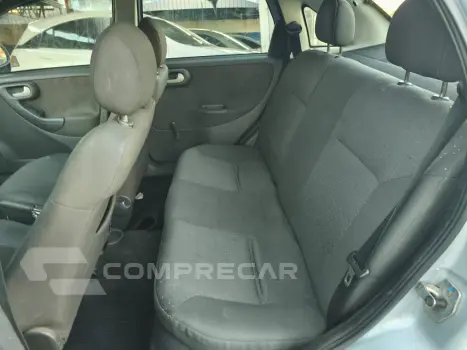 CORSA 1.4 MPFI Premium Sedan 8V