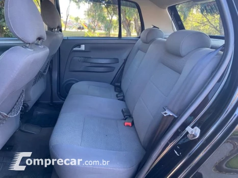 CROSSFOX - 1.6 MI 8V 4P MANUAL