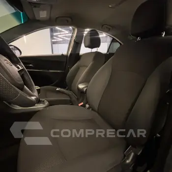 CRUZE LT 1.8 16V FlexPower 4p Mec.