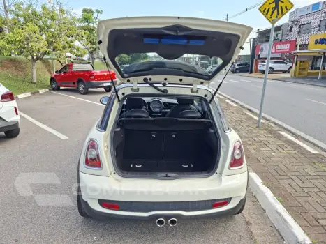 COOPER 1.6 S 16V TURBO GASOLINA 2P AUTOMÁTICO
