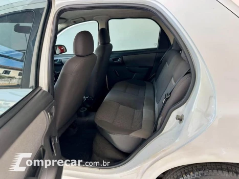 CELTA 1.0 MPFI LT 8V