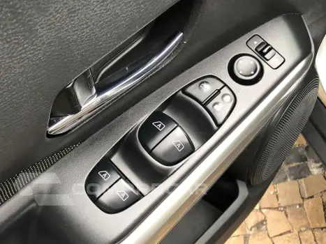 Kicks 1.6 16V Flexstart Sv 4P Xtronic