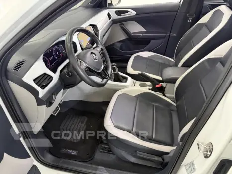 T CROSS HL TSI AE