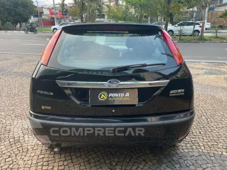 Focus Ghia  2.0 16V/ 2.0 16V Flex 5p Aut
