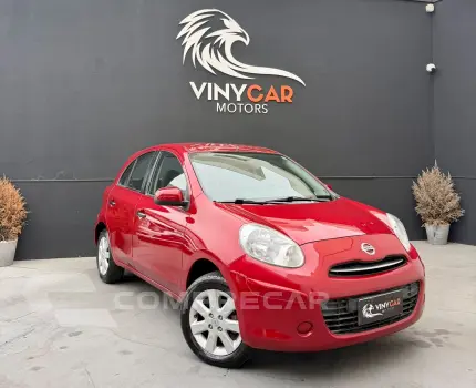 NISSAN MARCH 1.6 SV 16V 4 portas