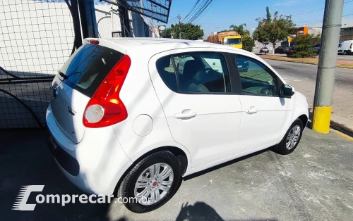 Palio Attractive 1.4 8V (Flex)