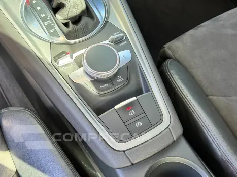 TT 2.0 Coupé 16V Turbo