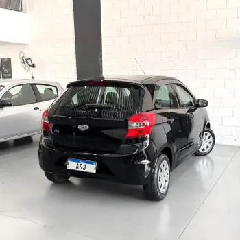 Ka 1.0 SE/SE Plus TiVCT Flex 5p