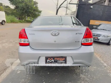 Etios Sedan 1.5 16V 4P FLEX X