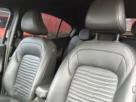 FASTBACK 1.0 TURBO 200 HYBRID IMPETUS CVT