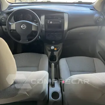LIVINA 1.6 16V Flex Fuel 5p