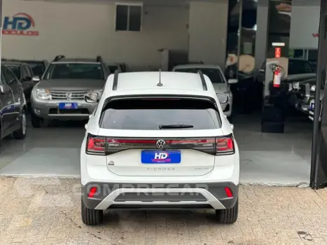 T CROSS TSI