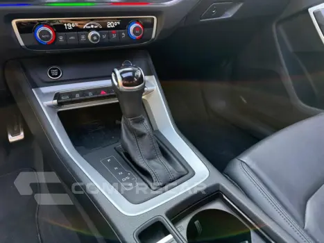 Q3 2.0 40 TFSI GASOLINA PERFORMANCE BLACK QUATTRO TIPTRONIC