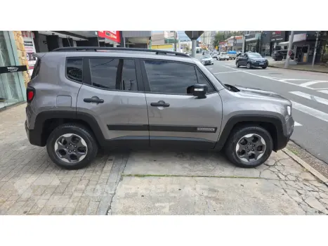 RENEGADE 1.8 16V FLEX 4P AUTOMÁTICO