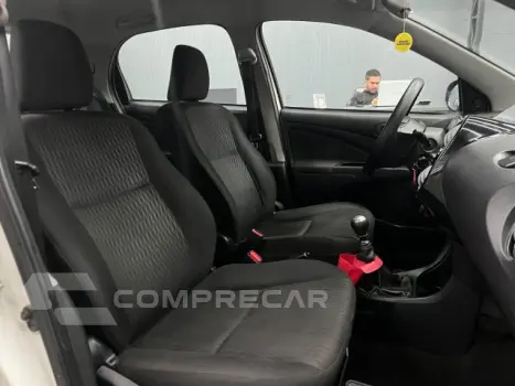 ETIOS HATCH - 1.3 X 16V 4P MANUAL