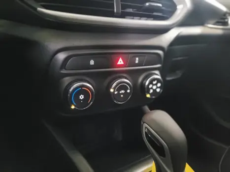 TRACKER LT 1.0 Turbo 12V Flex Aut.