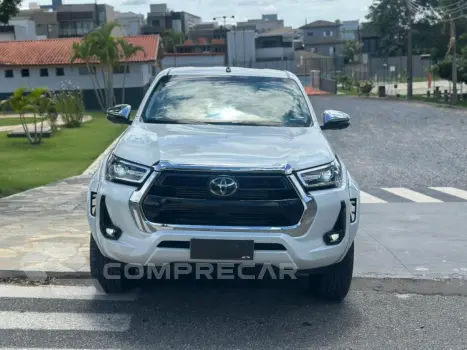 HILUX 2.8 D-4D TURBO DIESEL CD SRX PLUS 4X4 AUTOMÁTICO