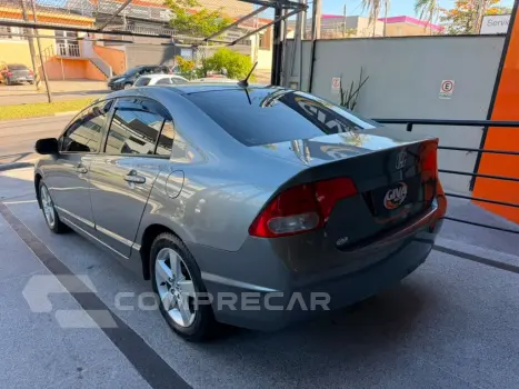Civic Sedan LXS 1.8/1.8 Flex 16V Aut. 4p