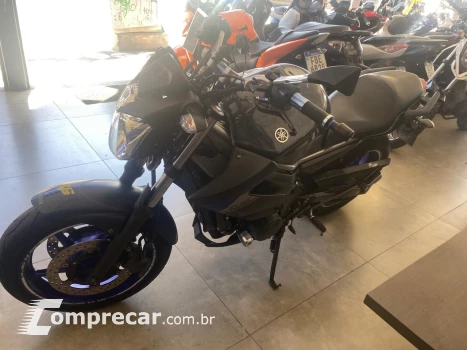 XJ6 N